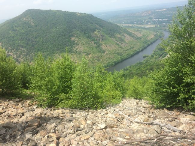 7/6  Looking down on the Lehigh from Superfund cliffs
