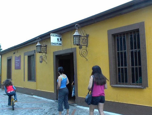 This is a short driving trip from Santiago to Valparaiso with Jenny, Paul, Helen after our 2006 Aconcagua attempt
