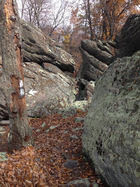 tight squeezes through 'nobs' on 10/28 approaching Boiling Springs PA
