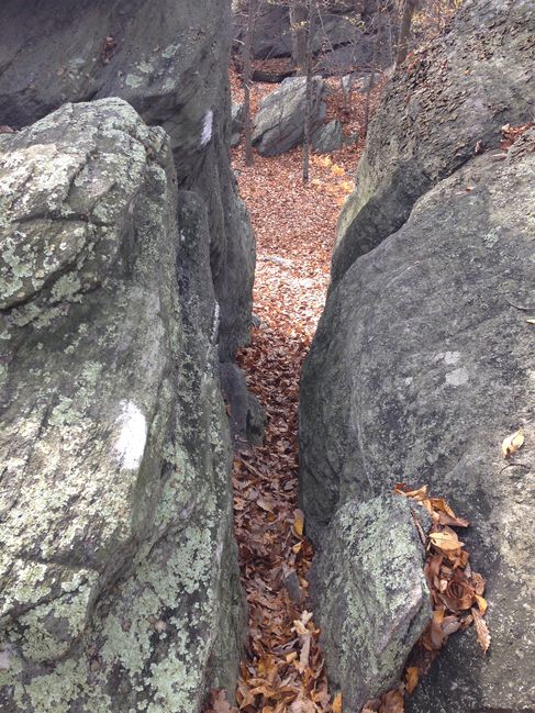 tight squeezes through 'nobs' on 10/28 approaching Boiling Springs PA
