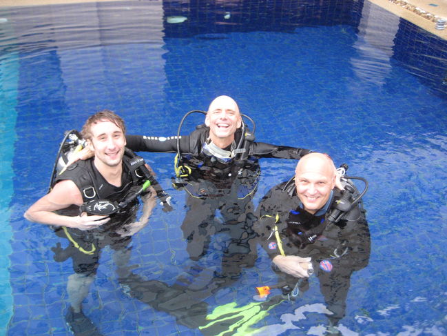 Phuket_IDC_Feb_14_Exams_Rescue_006.JPG