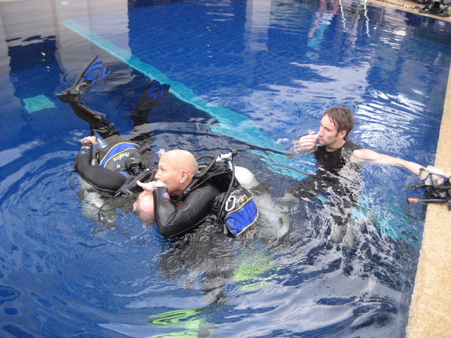 Phuket_IDC_Feb_14_Exams_Rescue_012.JPG