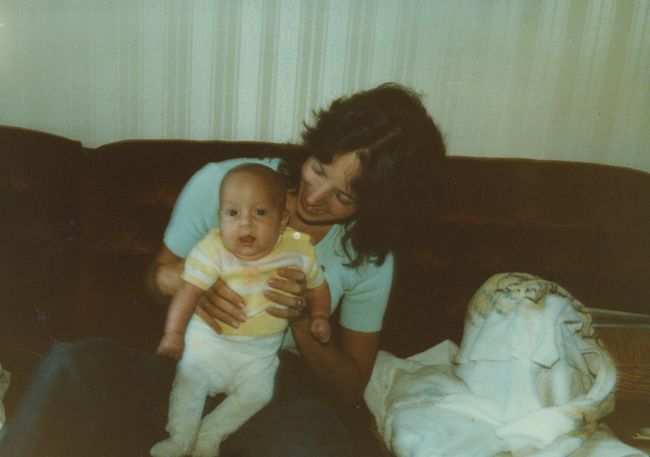 Helen holding baby Jenny in Caracas
