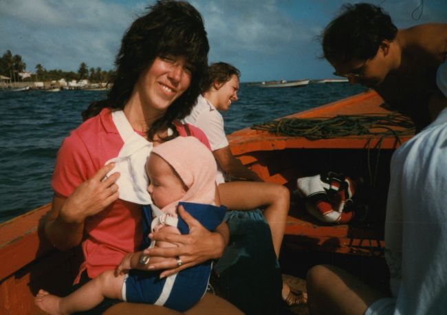 1983 Christmas visit:  Jenny, Helen and Paul on boat out to a Morrocoy Cayo
