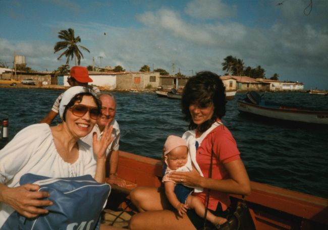 1983 Christmas visit: Ake and Lynne, Jenny and Helen on boat out to a Morrocoy Cayo
