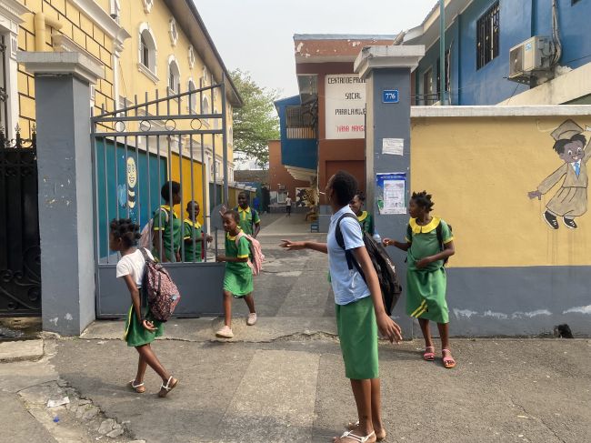 12/17/23 street scenes in Malabo
