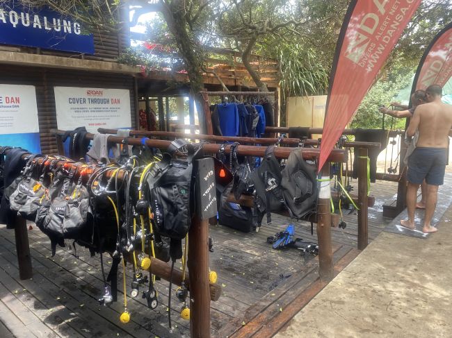 12/15/23 dive shop in Mozambique (near Ponto de Ouro)
