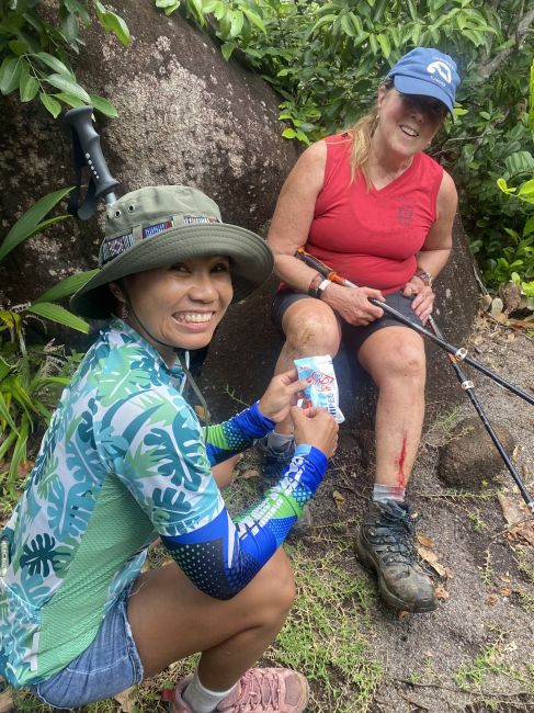 Cut from Helen's fall on Mahe hike. Dr. Kig in attendance.
