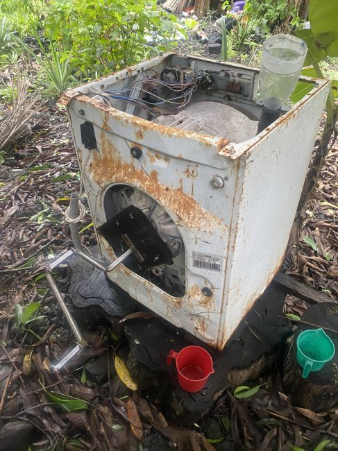 An electric washing machine converted back to manual seen during lunch during our day tour of Comoros
