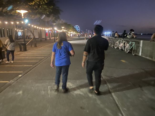 2/11 Modern Manila at night
