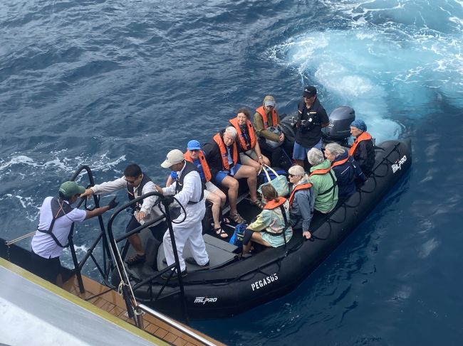 2/21 Tricky disembarking from Zodiacs in high current off Tanna, Vanuatu
