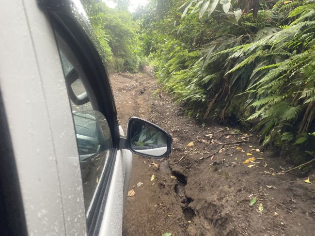 2/21 extreme 4WD conditions to/from Volcano Divers on opposite side of Tanna, Vanuatu
