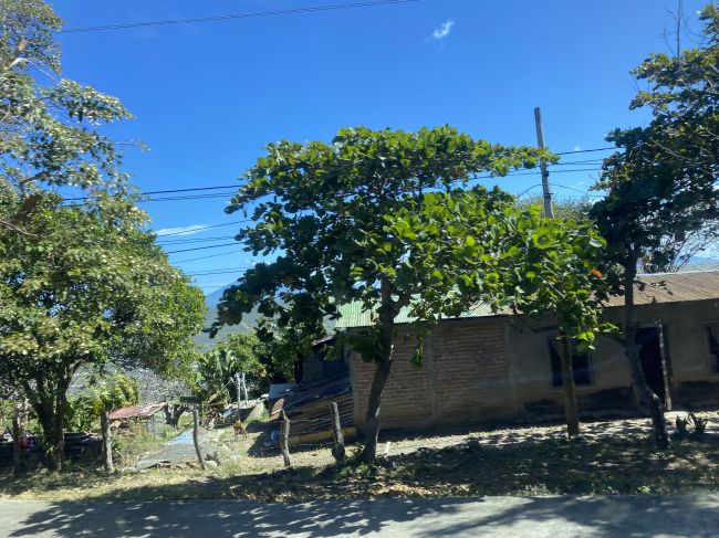 2/5 Driving through Nicaraguan countryside back to Managua
