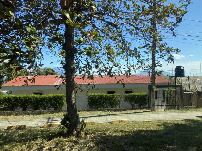 2/5 Driving through Nicaraguan countryside back to Managua
