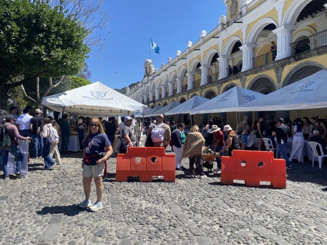 2/8-9 Antigua Guatemala
