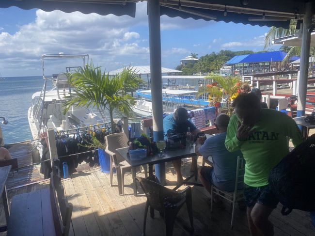 2/16 Reef Glider's dive shop, Roatan, Honduras
