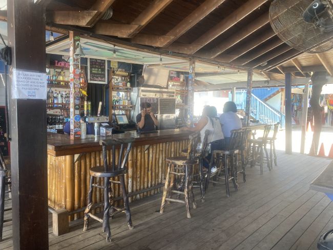 2/16 Bar at Reef Glider's dive shop (the shop we used for 9 of our 10 dives)
