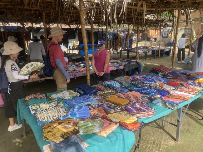 9/18/26 Banjul, The Gambia: tie-dying demostration
