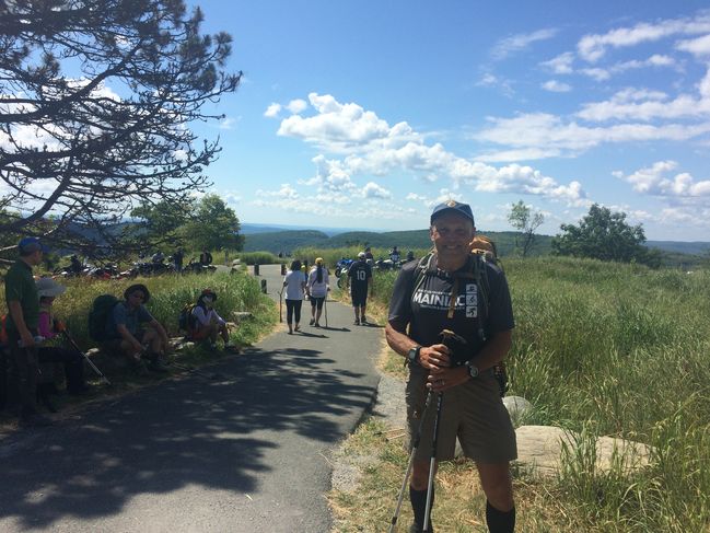 8/9 top of Bear mountain
