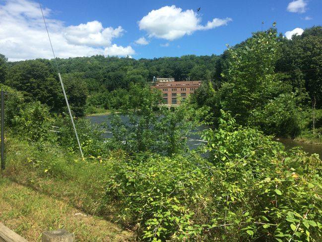 8/13 kayak course on Housatonic below falls
