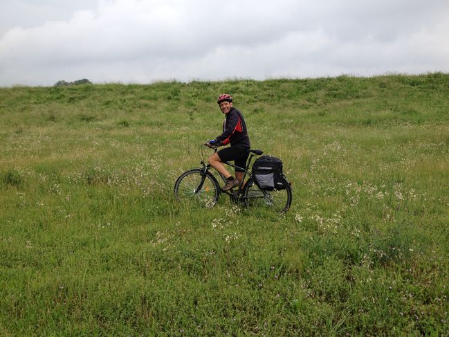 starting on dirt/grass 10km outside Belgrade, Serbia
