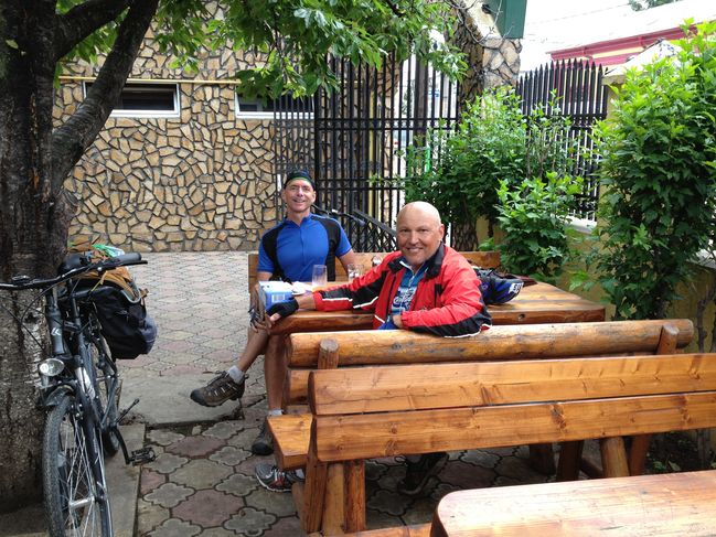 Breakfast after 30km in Turnu Magurele, Romania served by nice young man Valentine
