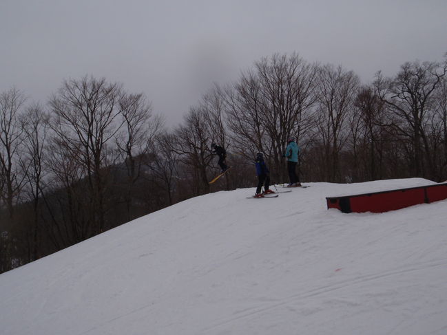 Landing. Stupid mom and her kid were standing right on top of the landing. That's pretty safe!
