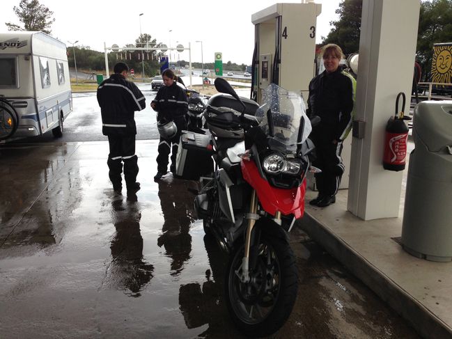 Rainy Gas Station between Beziers and Nimes
