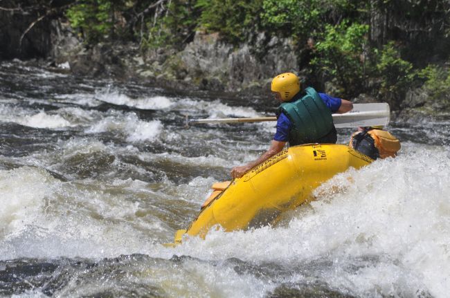 Raft entering the hole
