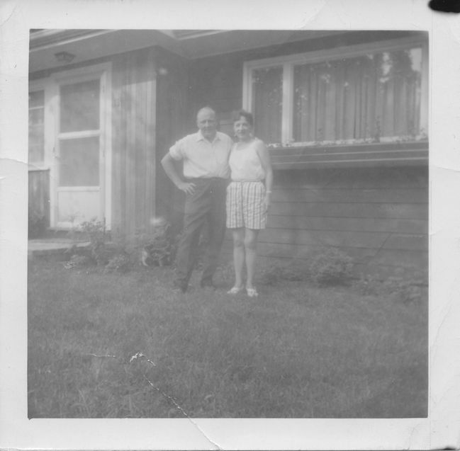 Ake and Greta in front of 13 Cynthia Road early 1960s
