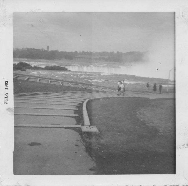 Niagra Falls July 1982 on trip there with Emil, Hilma, Kjell-Ake
