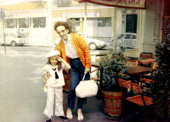 Leslie and Greta in France on 
