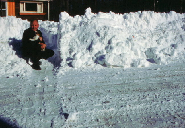 Ake holding Sonja in front of 13 Cynthia Road around 1961
