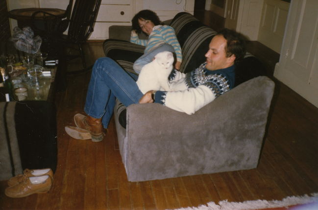 Paui, Snowflake and Helen on Eliot couch Xmas 1985
