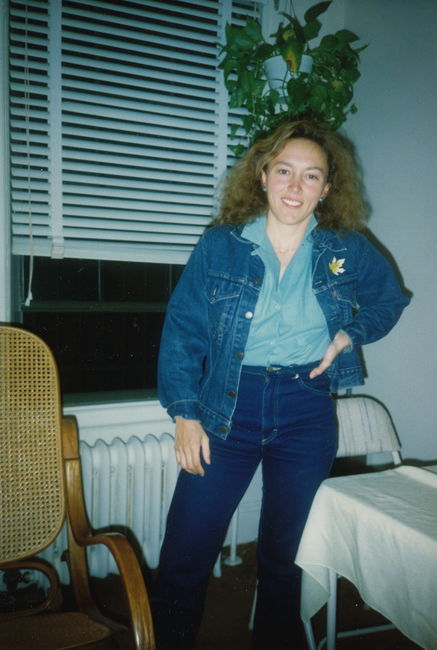 Leslie in her apartment in DC ca 1992
