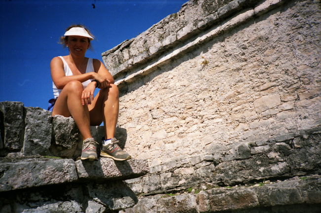 Leslie and Nana's trip to Cancun winter '91
