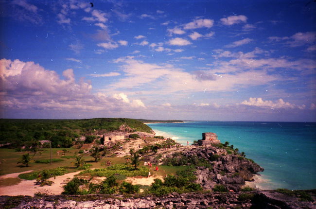 Leslie and Nana's trip to Cancun winter '91
