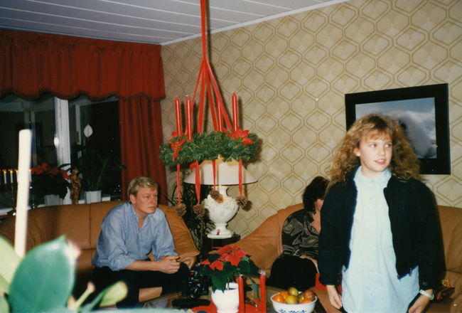 KAA, Marianne, Marianne's dotter at KA's and Marianne's house Majgatan, Helsingborg, Sweden ca 1990
