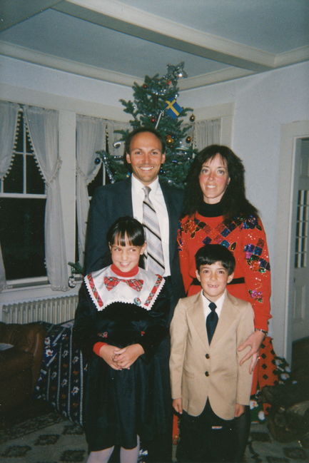 Jenny, Paul, Helen, Peter Xmas 1990??
