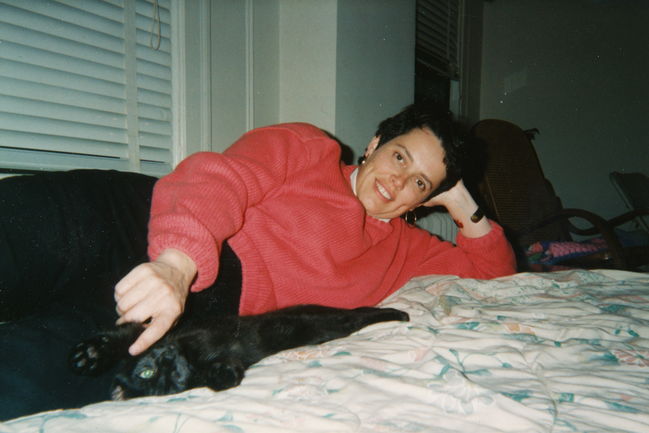 Kennedy with cat Barbara at Leslie's apartment on Harvard St. in DC

