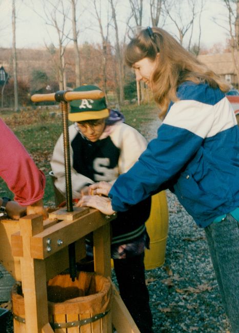 Apple Cider Pressing with Linda Andrews from UNH CS dept
