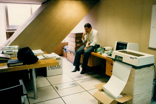 Pemex Marina National Network Control Center being set up.  Alejandro Perez-Martinez in background
