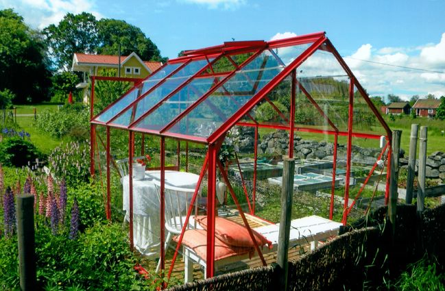 Little greenhouse at Kjell-Ake and Paul's Extorp Farm
