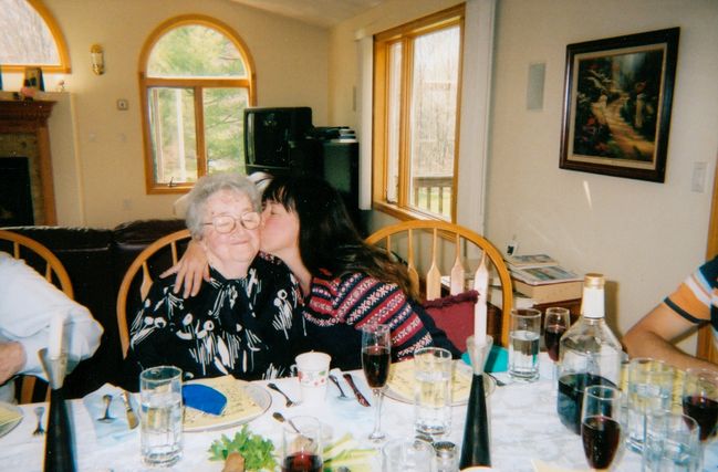 Gittel, Helen in the Great Room at Chip and Shirley's house for Passover ca 2005??
