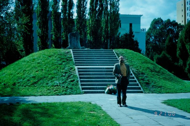 Warshaw Ghetto memorial
